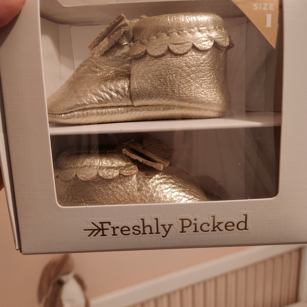 Freshly Picked brand new Moccasins- infant